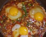 Foto langkah ke 4 dari resep Telur Ceplok Kecap Simple.