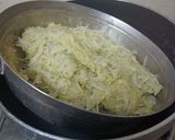 A picture of step 1 of Doodhi ka Halwa.