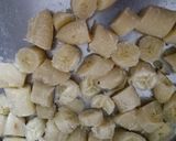 पराठा स्टफ्ड विथ ग्रीन बनाना (Paratha stuffed with green banana recipe in Hindi) रेसिपी चरण 3 फोटो