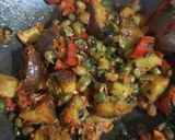 લીલી તુવેર રીંગણ અને મેથી નું શાક (Lili Tuver Ringan Methi Shak Recipe In Gujarati) રેસીપી સ્ટેપ3ફોટો
