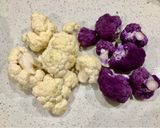 Foto del paso 1 de la receta: Ensalada bicolor de coliflores crudas