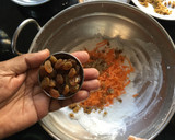 கேரட் புட்டு ரெசிபி ஸ்டேப் 2 புகைப்படம்