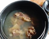 Foto langkah ke 5 dari resep Sop tulang iga.