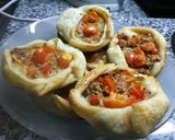 Foto del paso 6 de la receta: Tarta y canastitas de atún