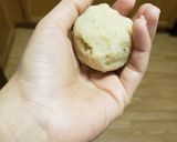 A picture of step 4 of Coconut stuffed indori patties.