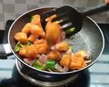 A picture of step 17 of Dry chilli paneer.