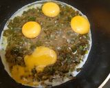 A picture of step 5 of Capsicum Egg bhurji.