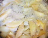 Foto del paso 2 de la receta: 🍐🍐PERAS 🍐 🍐 AL CARAMELO (con pasas de uva)🍇🍇