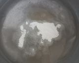 Foto langkah ke 1 dari resep Bola Air Kelapa (Isian Mochi Kelapa).
