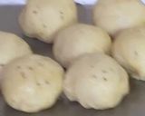 A picture of step 2 of Kheer puri.