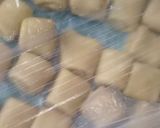 Foto langkah ke 4 dari resep Bolen pisang lumer manisnya pas.