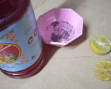 A picture of step 1 of Lemon Rooh Afza.