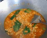 Foto langkah ke 4 dari resep Mie Bangladesh.