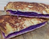 Foto langkah ke 6 dari resep Purple Sweet Potato French Toast.