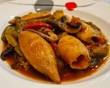 Foto del paso 5 de la receta: Chipirones guisados con pimientos