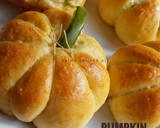 A picture of step 9 of Pumpkin style stuffed buns.