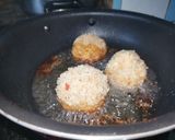 A picture of step 8 of Cheezy Chutney Bombs.