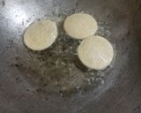 ஹோம் மேட் பூரி (பானி பூரி) (Home made poori recipe in tamil) ரெசிபி ஸ்டேப் 6 புகைப்படம்