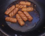 Foto langkah ke 3 dari resep Tumis Sosis Kecap Gercep.