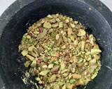 Foto del paso 1 de la receta: Ensalada de Sandía, Queso Feta y Pistachos
