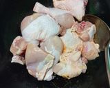 Foto langkah ke 2 dari resep Gulai Ayam Keju Praktis.
