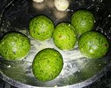 A picture of step 12 of Spinach Cheese Balls.