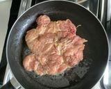 Foto del paso 1 de la receta: Pollo en salsa de champiñones