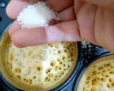 Foto langkah ke 6 dari resep Martabak Mini Nyarang.