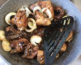 Foto langkah ke 4 dari resep Ayam Goreng mentega.