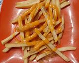 Foto del paso 6 de la receta: Merluza al horno con papas a la provenzal y salsa cheddar
