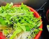 Hình bước làm 1 của món Mì Quảng Tôm -Mực