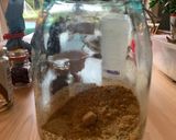 A picture of step 1 of Tepache experiment - fermented pineapple drink.
