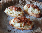 Foto del paso 7 de la receta: Tosta de bacalao con cebolla caramelizada
