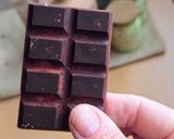 Foto del paso 5 de la receta: Chocolate con pasas de uva sultanitas 🍫 sin azúcar ni edulcorante 🍇7 de julio, día mundial del cacao