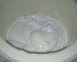 Foto langkah ke 4 dari resep Es Krim Susu Kental Manis (SKM).