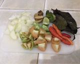 Foto langkah ke 2 dari resep Sup Ikan Bandeng Segar.