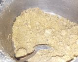 A picture of step 3 of Sundheela(gond and atta halwa).