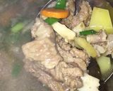 Foto langkah ke 6 dari resep Sop daging dan tulang sapi.