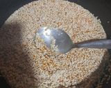 A picture of step 3 of Caramelized Roasted sesame seed chikki.