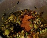 ग्रीन ओनियन आणि तुरीच्या दाण्याची भाजी ( green onion ani turichya danyachi bhaaji recipe in marathi रेसिपी स्टेप 3 फोटो 