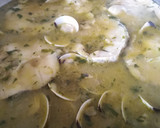 Foto del paso 5 de la receta: Merluza en salsa
