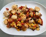 Une image de l'étape 11 de Noix de Saint Jacques aux tomates, ananas et coriandre.
