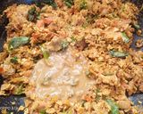 A picture of step 4 of Fried chicken kothu parotta.