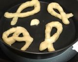 A picture of step 6 of TARALLI or TARALLINI: Italian Fennel Savoury Biscottis/Pretzels.
