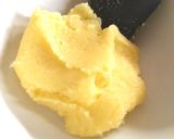 Hình bước làm 1 của món Bánh mứt dâu (jam drops)