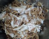 Hình bước làm 3 của món Nộm hoa chuối