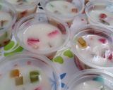 Foto langkah ke 2 dari resep Kreasi agar-agar: Puding mozaik.