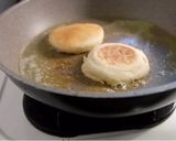 A picture of step 2 of Sausage and egg muffin.