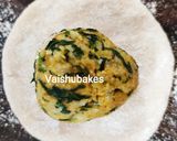 A picture of step 5 of Methi Besan Paratha/ Fenugreek Paratha.