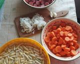 2006. zöldbab leves virslivel 🙂 recept fázis 1 fotója